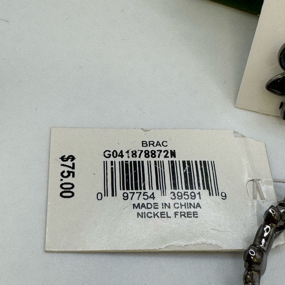 In original packaging GIVENCHY bracelet and earrings set - Picture 3 of 8